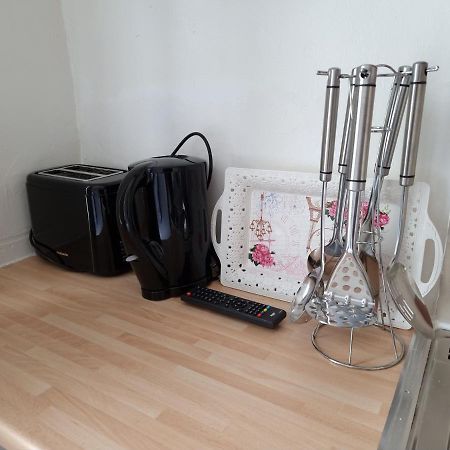 F18-Awesome Studio For 1 Near Paddington-D13 ロンドン エクステリア 写真