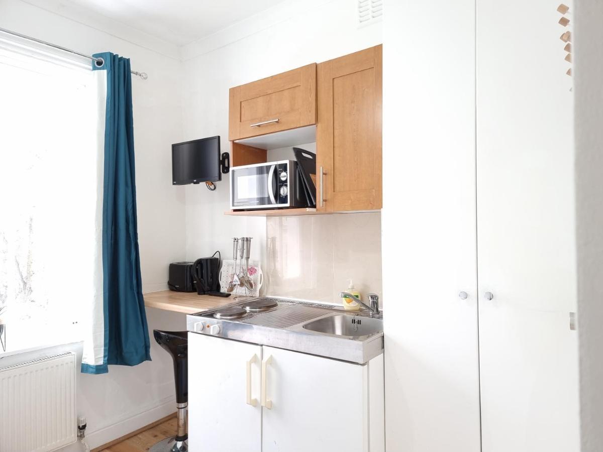 F18-Awesome Studio For 1 Near Paddington-D13 ロンドン エクステリア 写真
